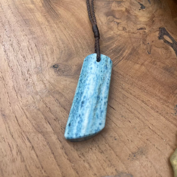 Aotea Drop Necklace – Jade Kiwi