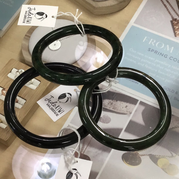 Greenstone Bangle Thin Band Jade Kiwi