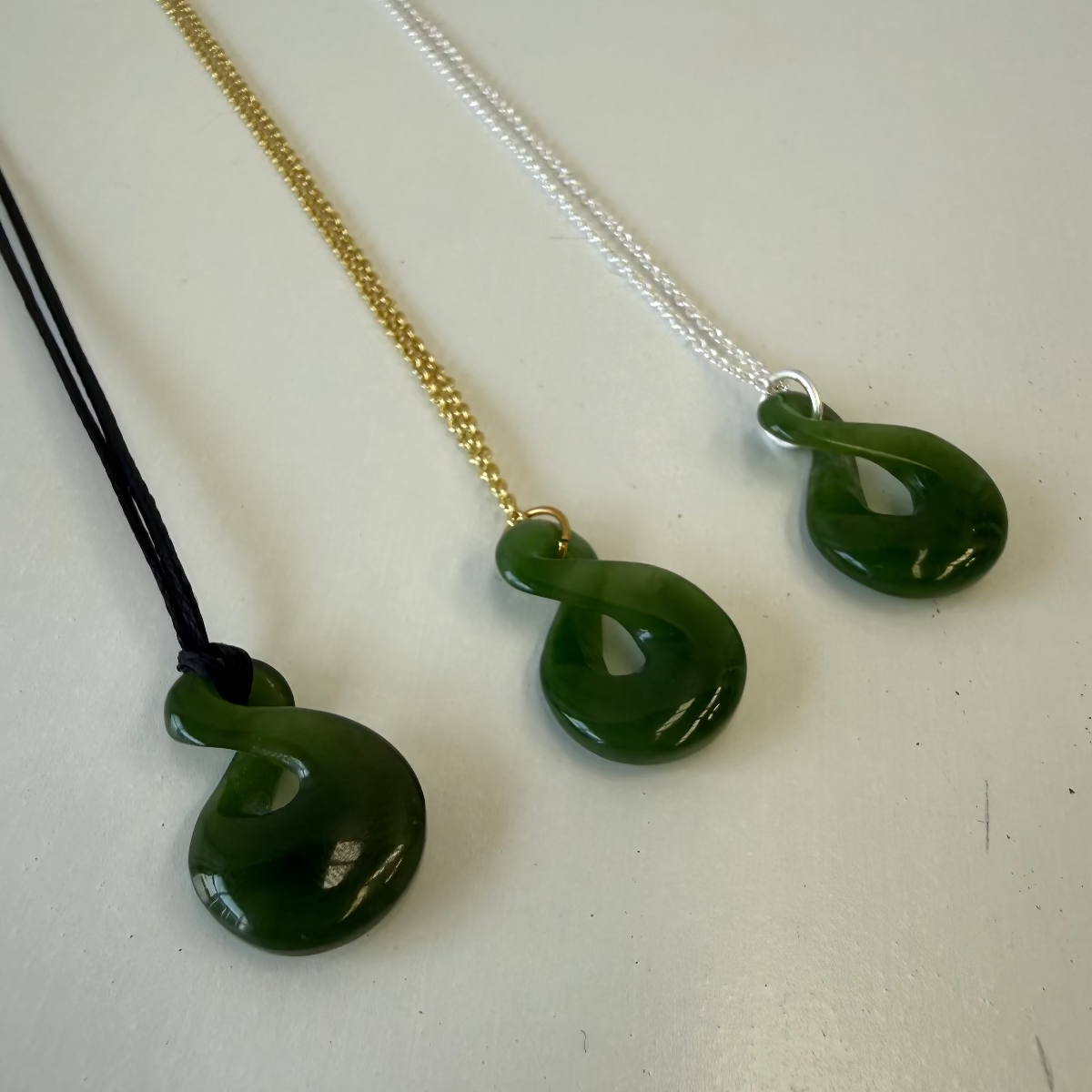 Apple Jade Single Twist