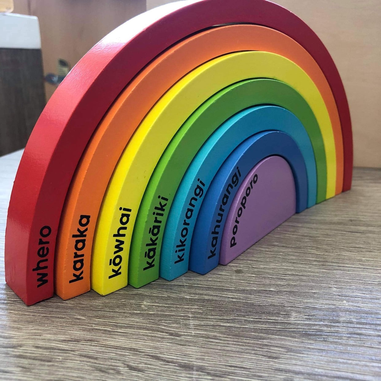 Te reo rainbow stacking puzzle